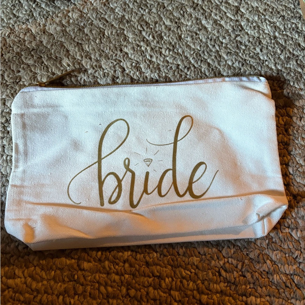 White Bride Pouch